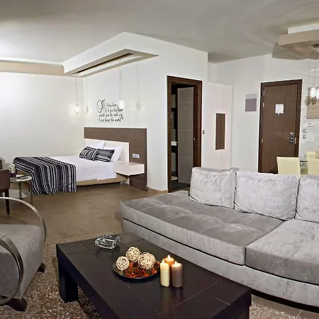 فندق Maison