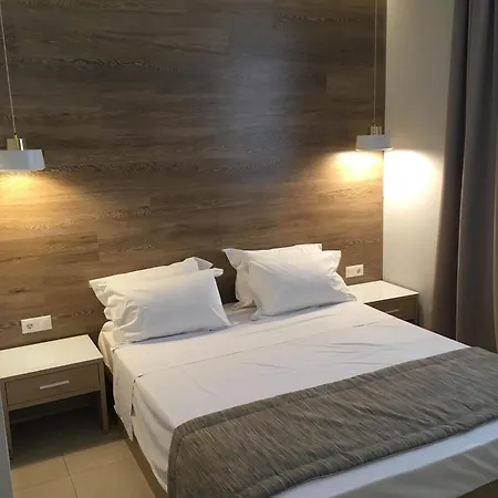 ホテル Maison ハルキドナ