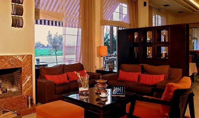 Maison 3* Chalkidona