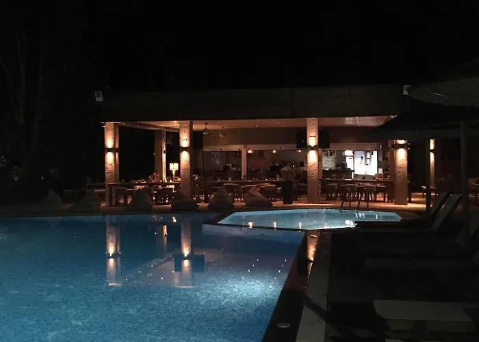 Maison Hotel