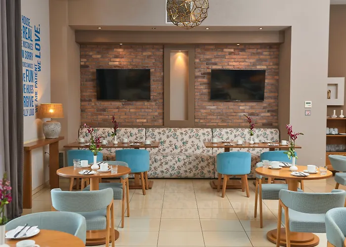 Maison Otel Chalkidona