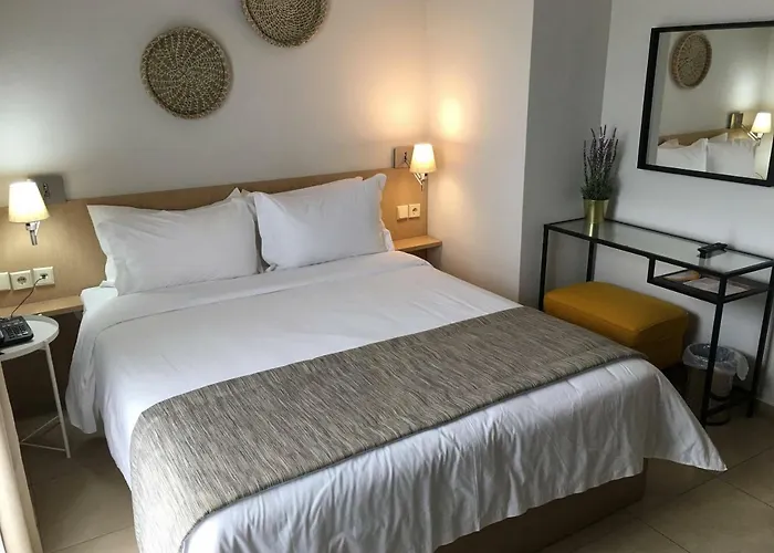 Maison Hotel Chalkidona